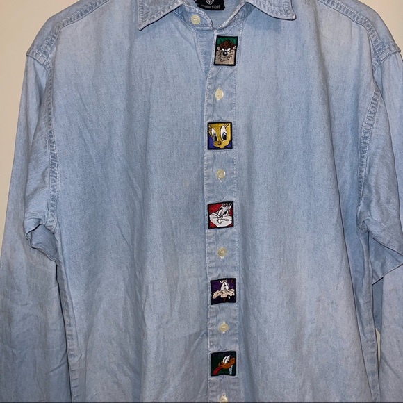 Looney tunes button up - Picture 2 of 6
